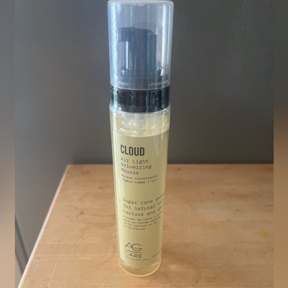 Cloud Air Light Volumizing Mousse - Picture 1 of 5